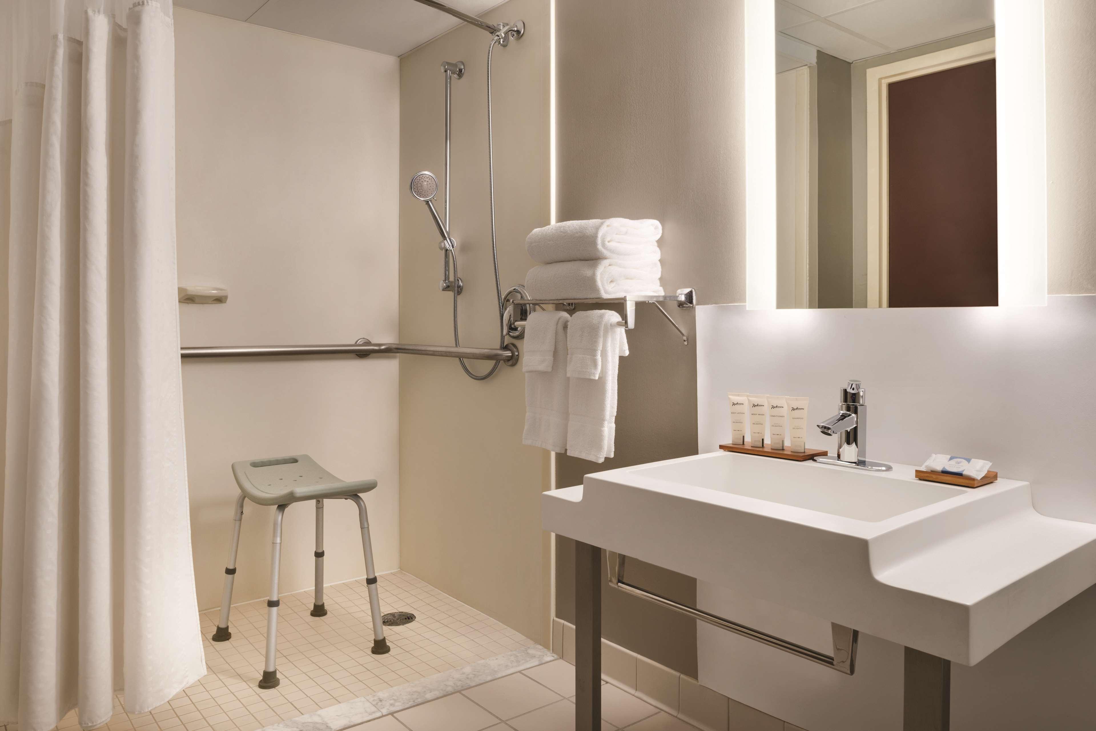 فندق Wyndham Garden Conference Center Champaign - Urbana المظهر الخارجي الصورة