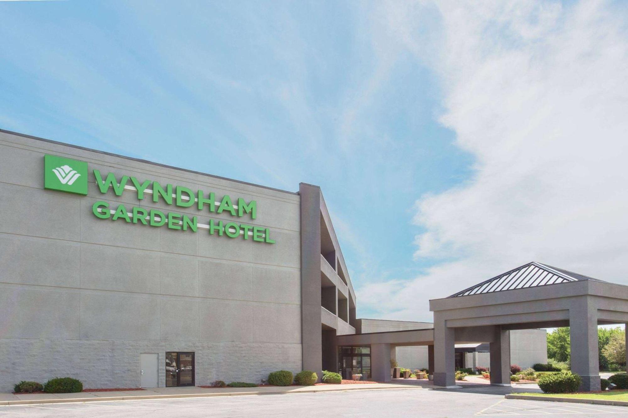 فندق Wyndham Garden Conference Center Champaign - Urbana المظهر الخارجي الصورة